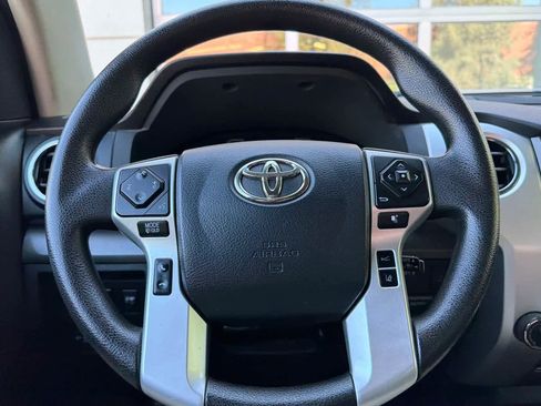 Used 2020 Toyota Tundra SR5 w/ SR5 Upgrade Package AWD/4WD image 23