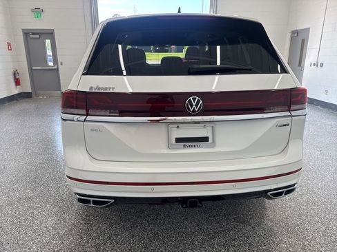 New 2026 Volkswagen Atlas SEL Premium R-Line AWD/4WD image 3