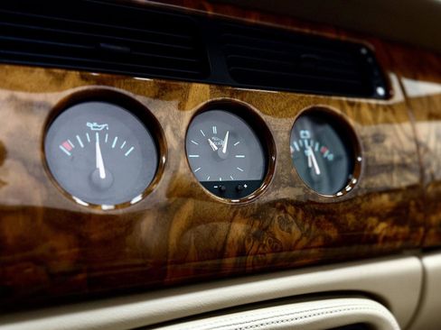 Used 2001 Jaguar XK8 Convertible RWD image 22