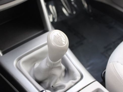 Used 2012 Subaru Forester 2.5X w/ Alloy Wheel Pkg image 33