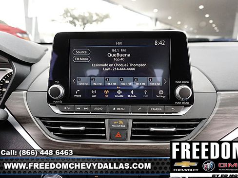 Used 2025 Nissan Altima 2.5 SV image 5