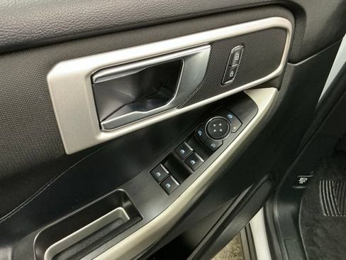 Used 2020 Ford Explorer XLT RWD image 14