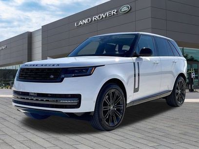 New 2025 Land Rover Range Rover SE