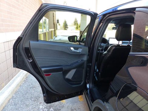 Used 2025 Ford Escape ST-Line w/ Tech Pack #1 image 33