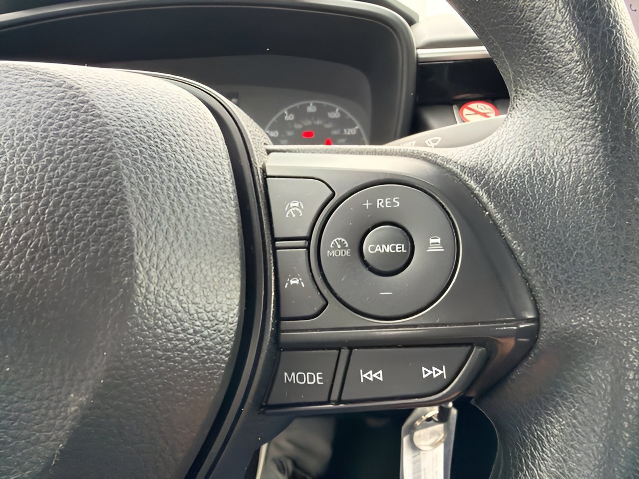 Used 2024 Toyota Corolla LE FWD image 21
