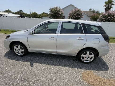 Used 2006 Toyota Matrix XR FWD image 8