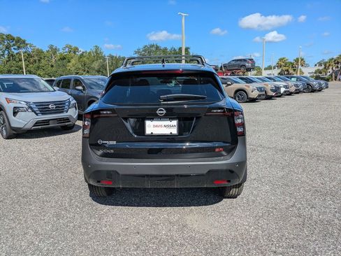 New 2026 Nissan Kicks SR FWD image 4