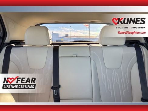 Used 2024 Buick Encore GX Avenir w/ Avenir Convenience Package image 37