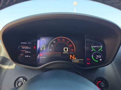 Used 2016 McLaren 570S Coupe image 22