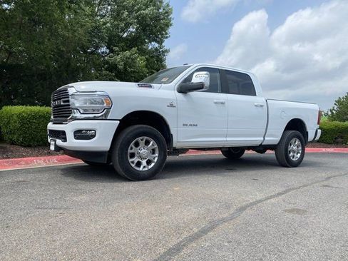 Used 2024 RAM 2500 Laramie AWD/4WD image 10