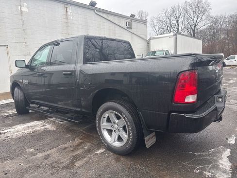 Used 2018 RAM 1500 Express w/ Express Value Package image 6