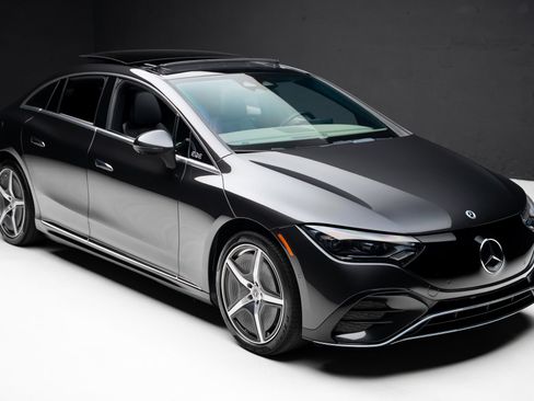Used 2023 Mercedes-Benz EQE 350+ Sedan image 40