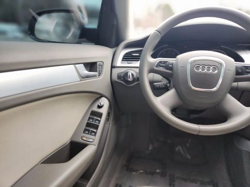 Used 2010 Audi A4 2.0T Premium image 30