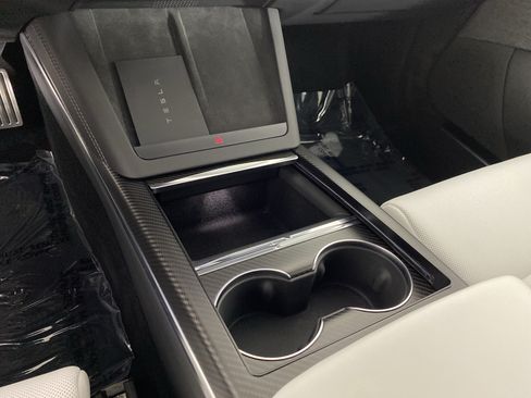 Used 2025 Tesla Model S Plaid AWD/4WD image 33