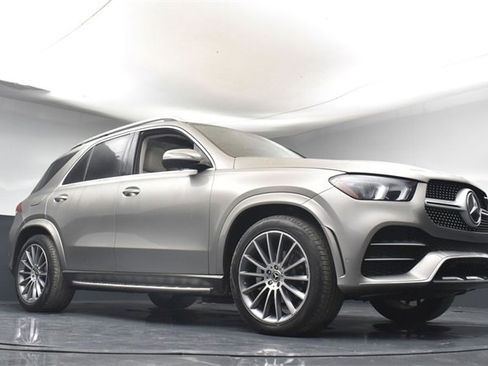 Used 2022 Mercedes-Benz GLE 350 w/ AMG Line Exterior image 32
