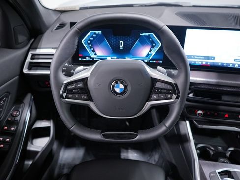 Used 2025 BMW 330i xDrive Sedan AWD/4WD image 10