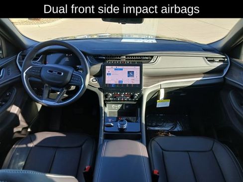 New 2025 Jeep Grand Cherokee Limited w/ Luxury Tech Group II image 22