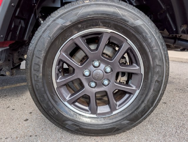 Used 2020 Jeep Gladiator Overland AWD/4WD image 10