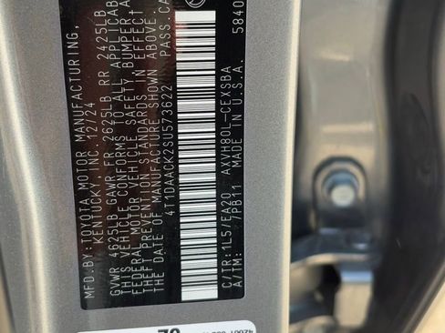 Used 2025 Toyota Camry SE FWD image 28