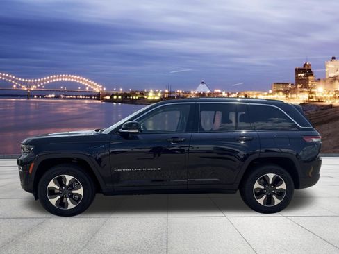 Certified 2024 Jeep Grand Cherokee Limited 4xe AWD/4WD image 2