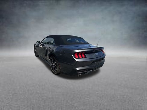 Used 2025 Ford Mustang Premium RWD image 5