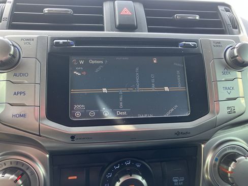 Used 2016 Toyota 4Runner SR5 Premium AWD/4WD image 17
