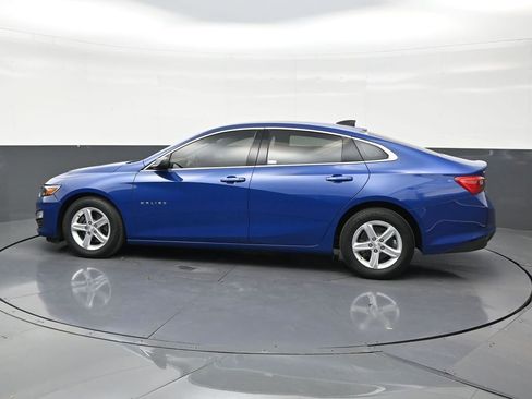 Used 2023 Chevrolet Malibu LS FWD image 2