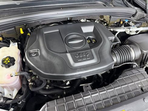 Used 2021 Jeep Grand Cherokee L Summit w/ Advanced Protech Group IV image 34