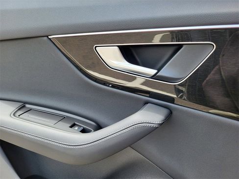 New 2025 Audi Q7 2.0T Premium Plus image 13