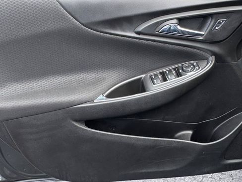 Used 2016 Chevrolet Malibu LT FWD image 14