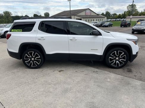 Used 2019 GMC Acadia SLT w/ Black Edition AWD/4WD image 4
