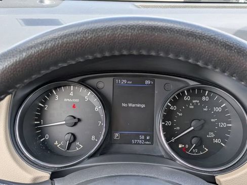 Used 2019 Nissan Rogue SL AWD/4WD image 27
