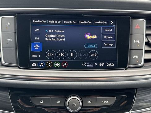 Certified 2023 Buick Enclave Essence AWD/4WD image 13