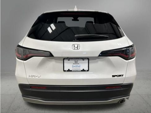 Certified 2024 Honda HR-V Sport image 5