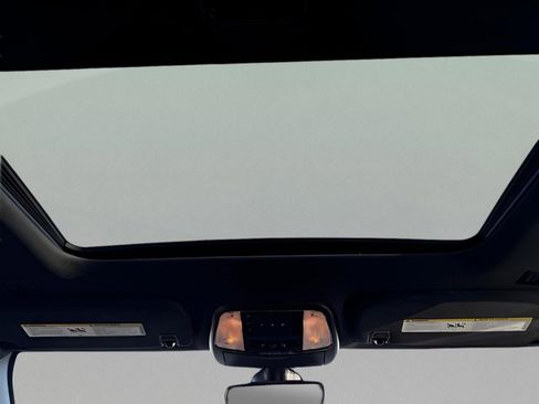 Used 2020 Jeep Grand Cherokee Limited X image 13