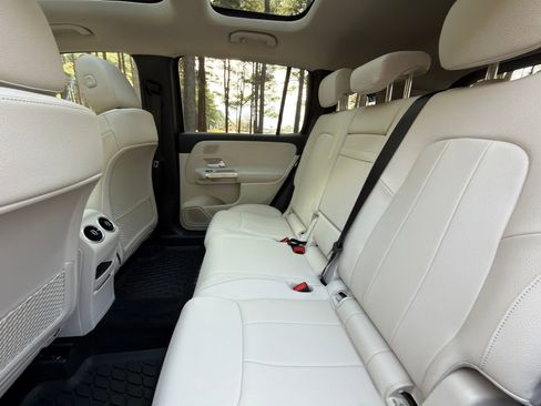 New 2026 Mercedes-Benz GLB 250 GLB 250 image 13