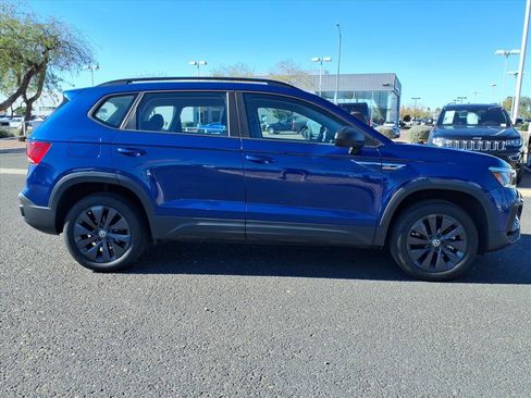 Certified 2022 Volkswagen Taos S w/ IQ Drive S Package image 7