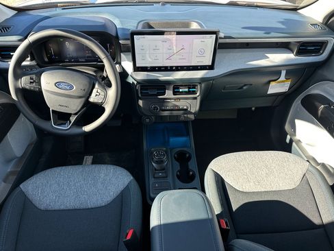 New 2025 Ford Maverick XLT w/ Equipment Group 301A image 18