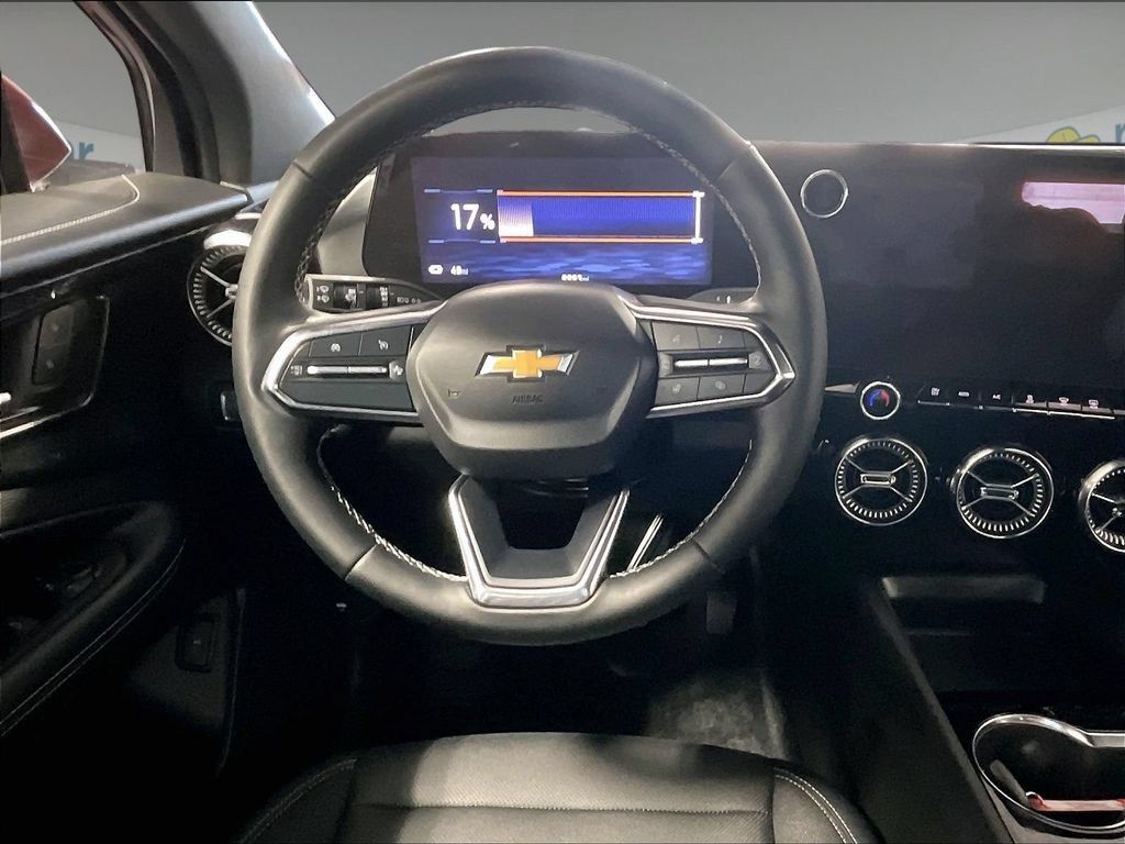 Used 2024 Chevrolet Blazer EV LT AWD/4WD image 17