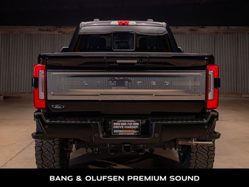 Used 2024 Ford F250 Limited image 8