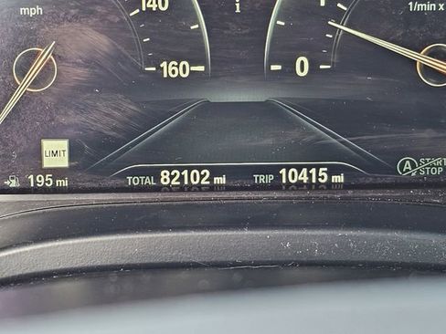 Used 2019 BMW X3 sDrive30i w/ Premium Package image 11