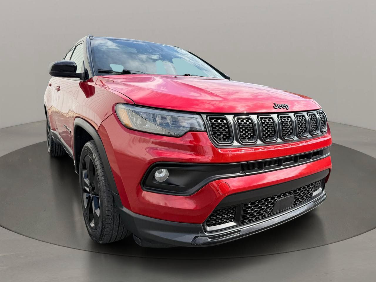 Used 2024 Jeep Compass Latitude w/ Convenience Group AWD/4WD image 7