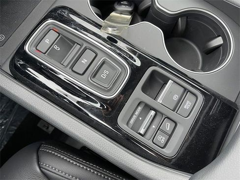 Certified 2025 Honda Pilot EX-L image 33