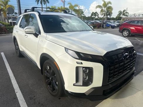 Used 2024 Hyundai Palisade XRT FWD image 3
