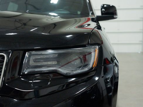 Used 2018 Jeep Grand Cherokee Trackhawk image 12