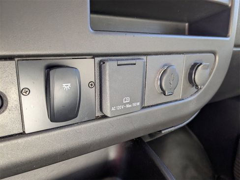 Used 2021 Chevrolet Express 3500 w/ Power Convenience Package image 22