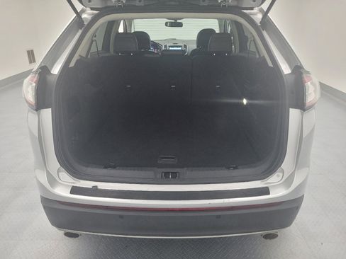Used 2017 Ford Edge SEL w/ Equipment Group 201A AWD/4WD image 29