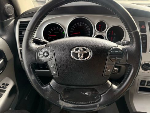 Used 2008 Toyota Sequoia Limited image 33