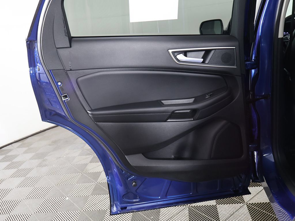 Used 2024 Ford Edge SEL w/ Convenience Package AWD/4WD image 21
