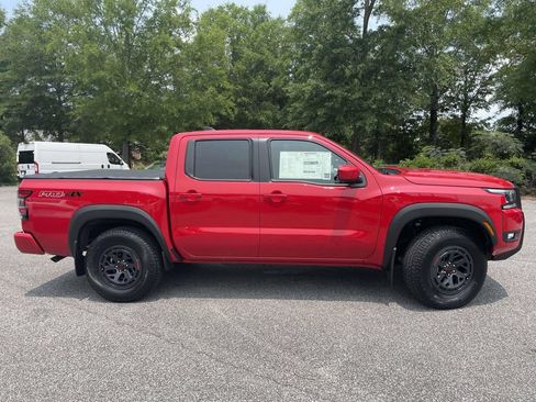 New 2026 Nissan Frontier PRO-4X w/ Tow Package AWD/4WD image 2